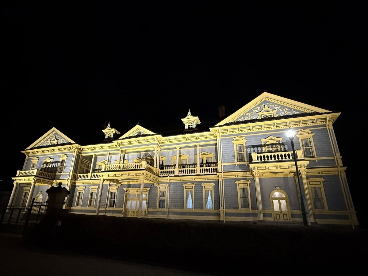 夜の函館旧市街 旧函館区公会堂周辺を散策、明治・大正・昭和の建築群