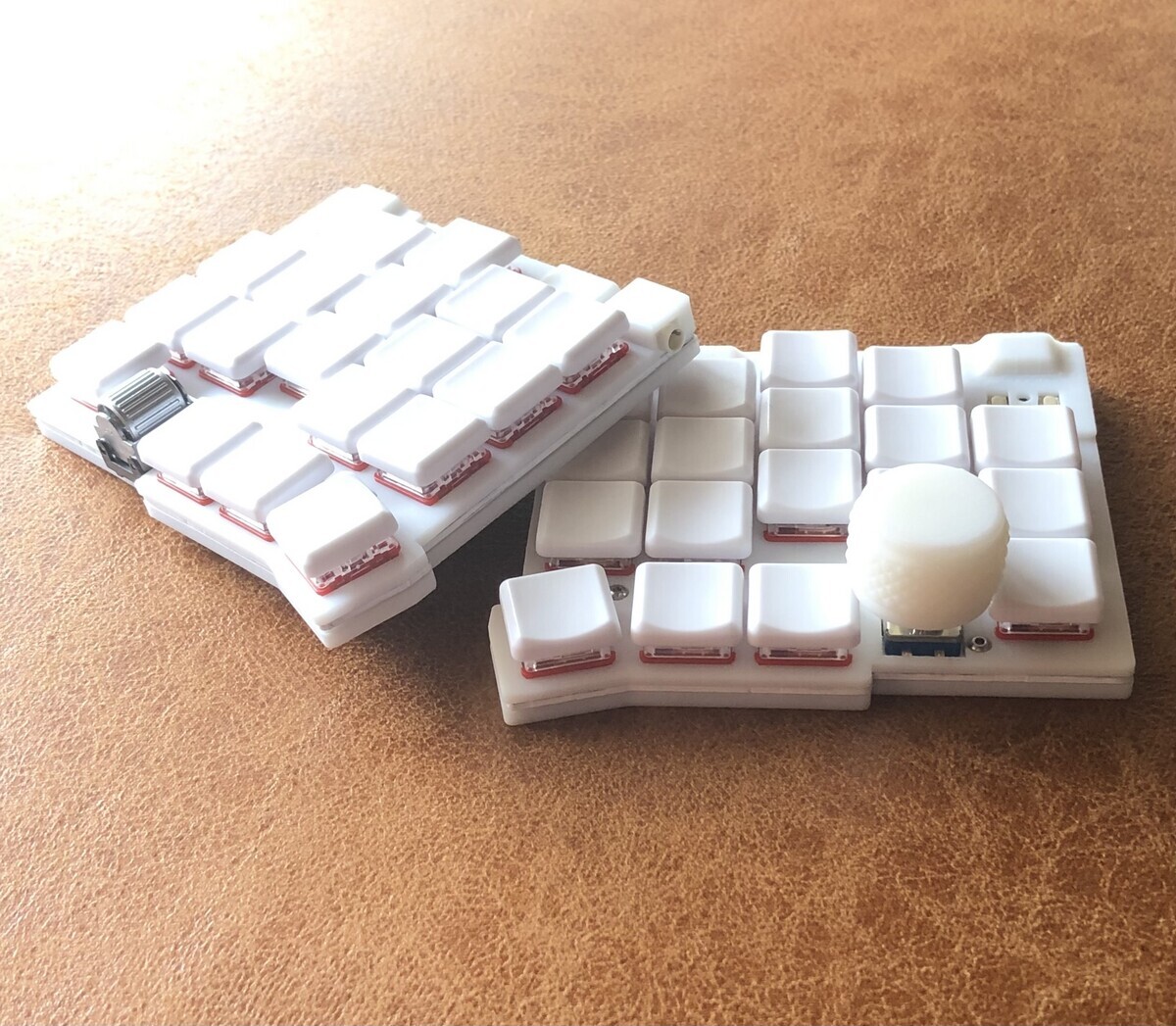 オープンソースのキーボード『Smol』を組立てました。 - kuriharaのブログ