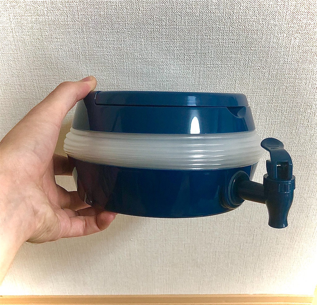617円 ファッションなデザイン ハック 折り畳み式 ウォーター ジャグ 5.5L ブルー HAC1548 617円 ファッションなデザイン ハック 折り畳み式 ウォーター ジャグ 5.5L ブルー HAC1548