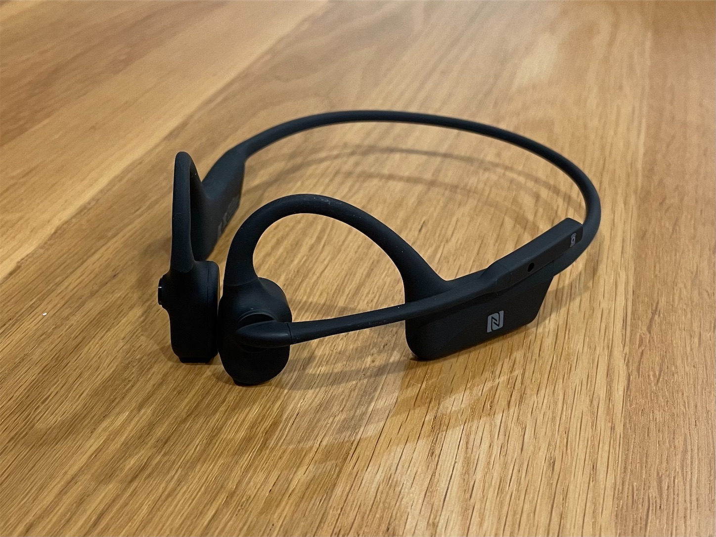 2年使用レビュー】ShokzのOpenCommはテレワーク仕事にオススメ - 日常