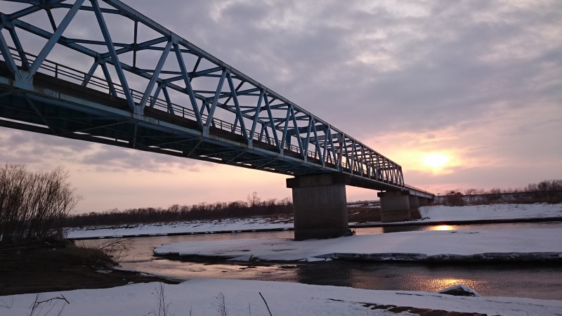 念願のもぐり橋と夕陽のコラボ