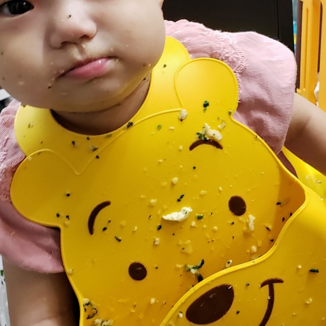 離乳食問題 食べないおかゆにある工夫したら食べ始めた 新米母ちゃん 今日も小銭を稼ぐ そしてやらかしちゃう