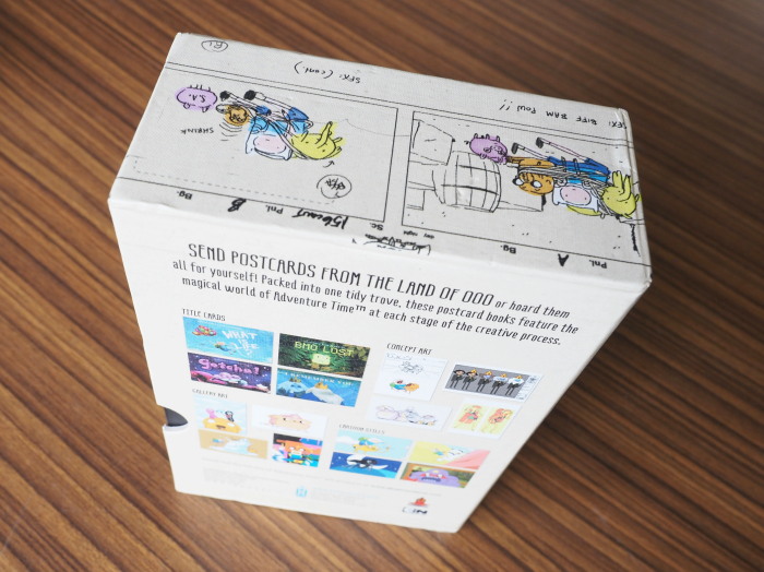 ポストカード100枚の豪華コレクション「Adventure Time Postcard