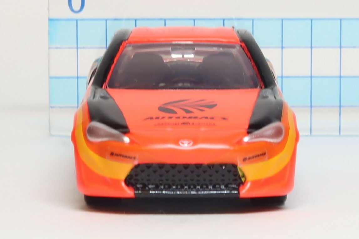 トミカ トイザらス オリジナル トヨタ86 オートバックス