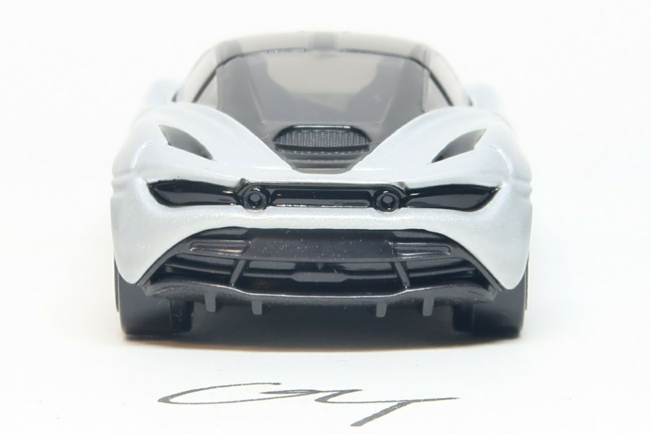 タカラトミー トミカ No．57 マクラーレン 720S 初回特別仕様シルバー Amazon.com: Tomica No.57 McLaren 720S (Box) : Toys & Games