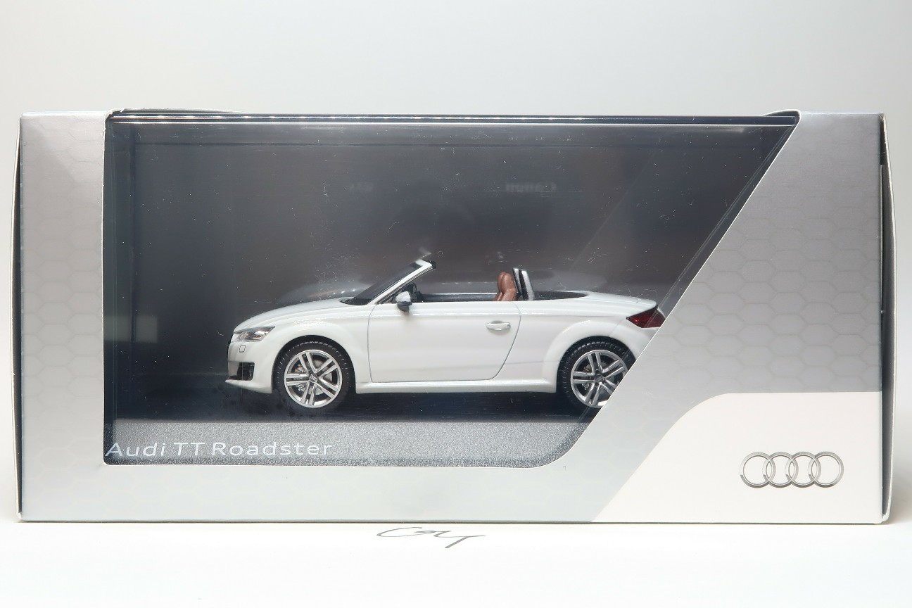 Audi公式ミニカー Audi Collection (アウディコレクション) Audi TT