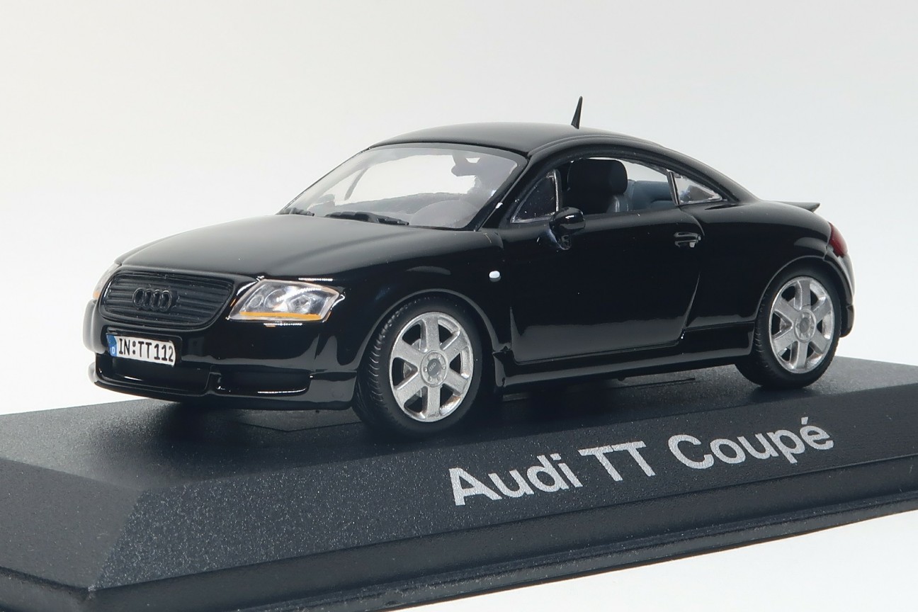 Audi公式ミニカー Audi Collection (アウディコレクション) Audi