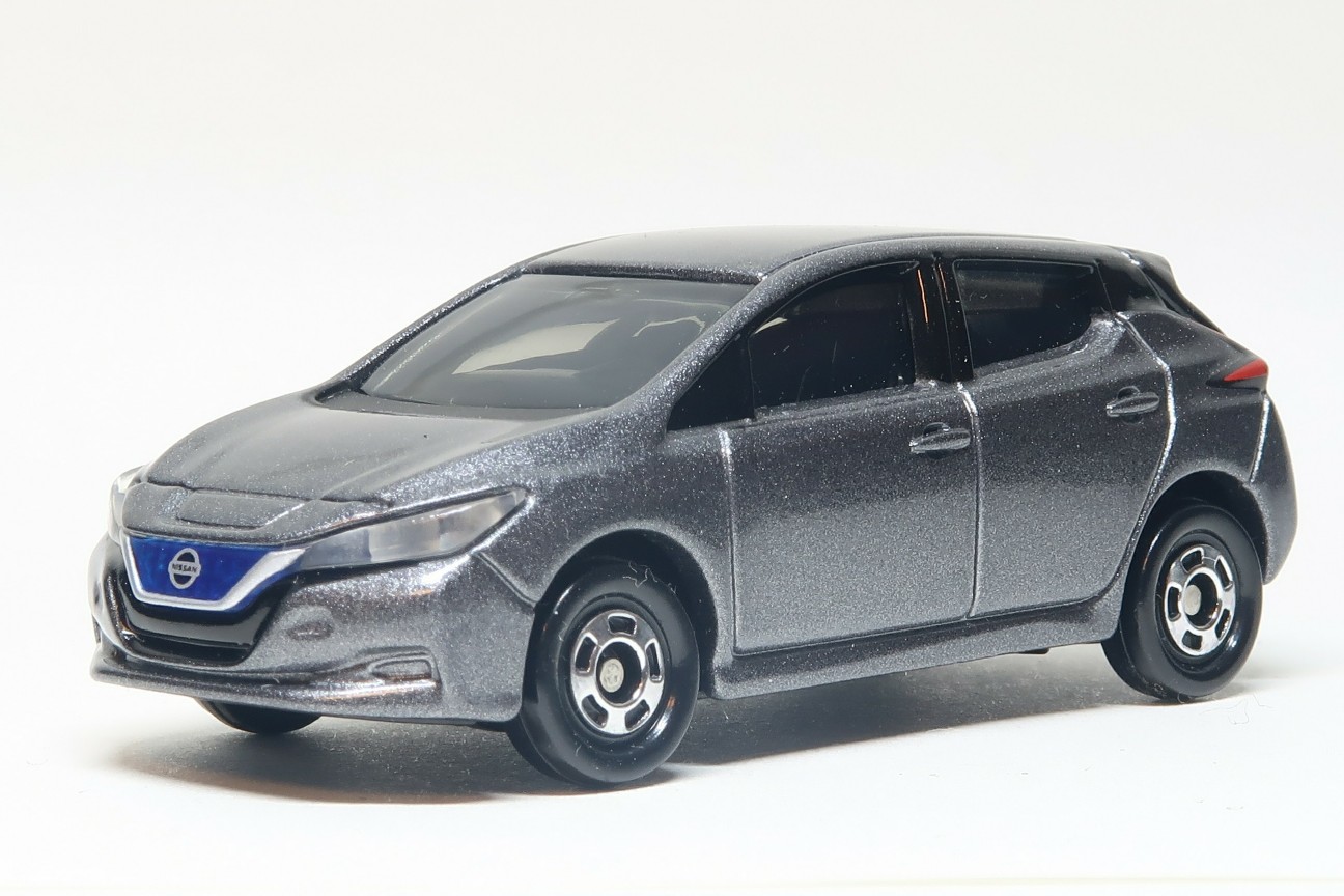 264円 【即納】 トミカ赤箱 93 日産リーフ 初回特別仕様 264円 【即納】 トミカ赤箱 93 日産リーフ 初回特別仕様
