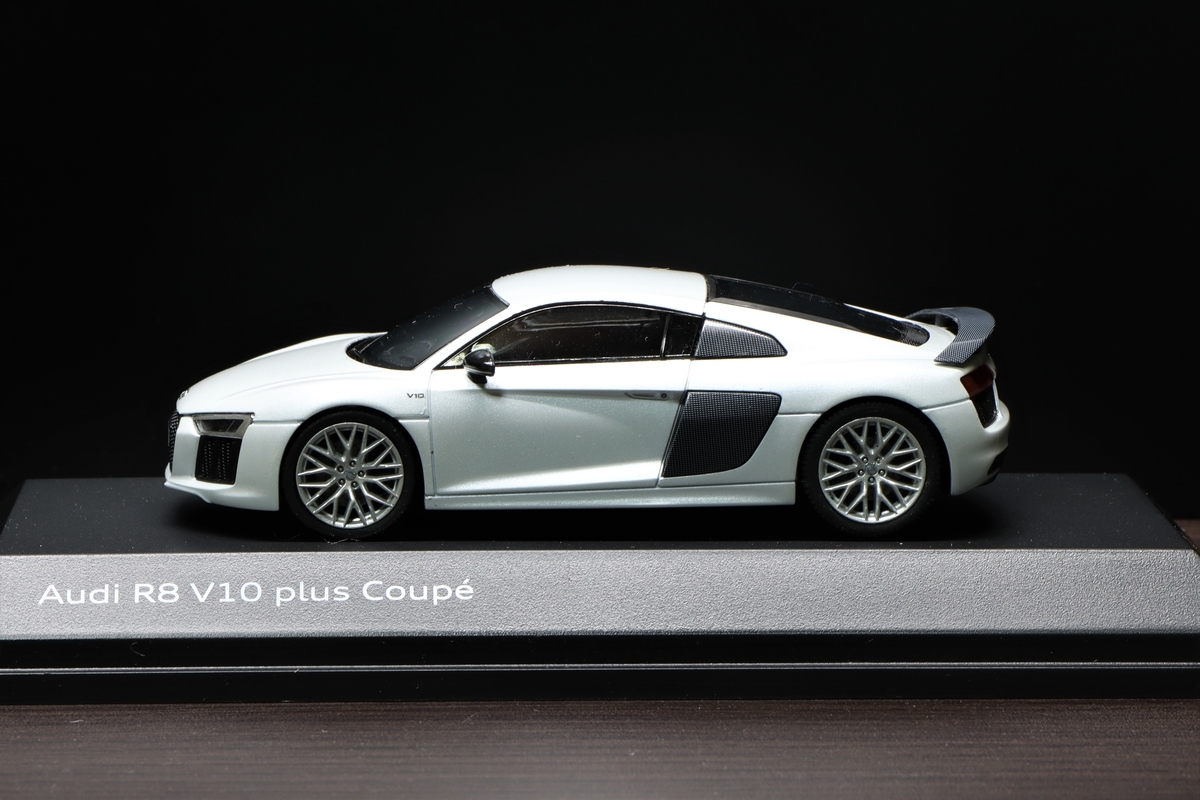 Audi公式ミニカー Audi Collection （アウディコレクション）Audi R8 