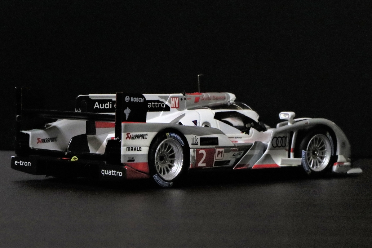 Audi公式ミニカー Audi Collection（アウディコレクション）Audi R18 e