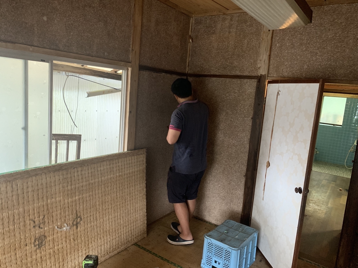古民家再生diy 柱塗装 土壁シーリング クレイジー狂っぱ不動産入門