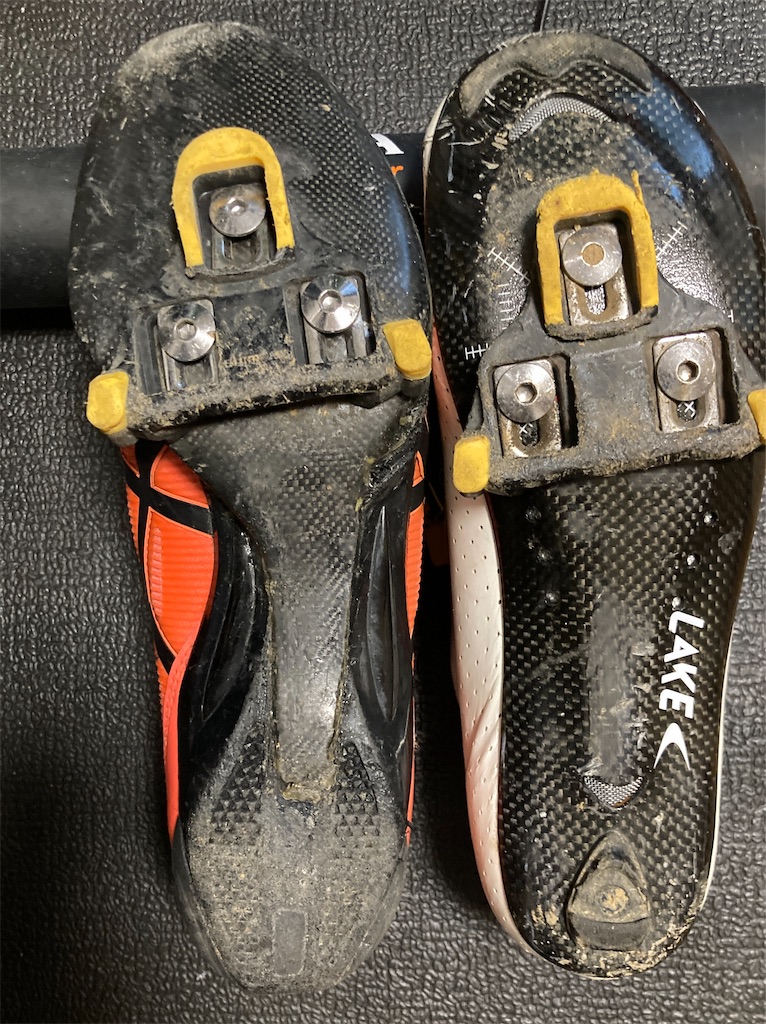 クリートを踵寄りに深く LAKE CX301復活 - ブルゴーニュの走り書き