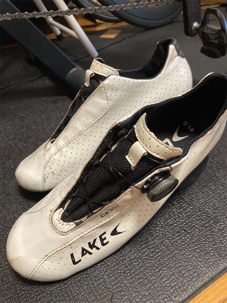クリートを踵寄りに深く LAKE CX301復活 - ブルゴーニュの走り書き