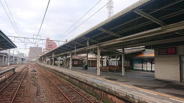 旧駅ホーム