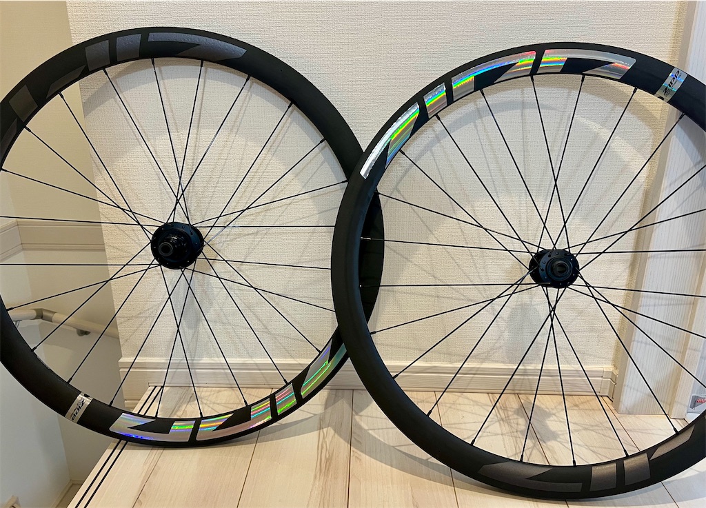 Newmen Evolution SL R.32 ディスクホイール ロードバイク