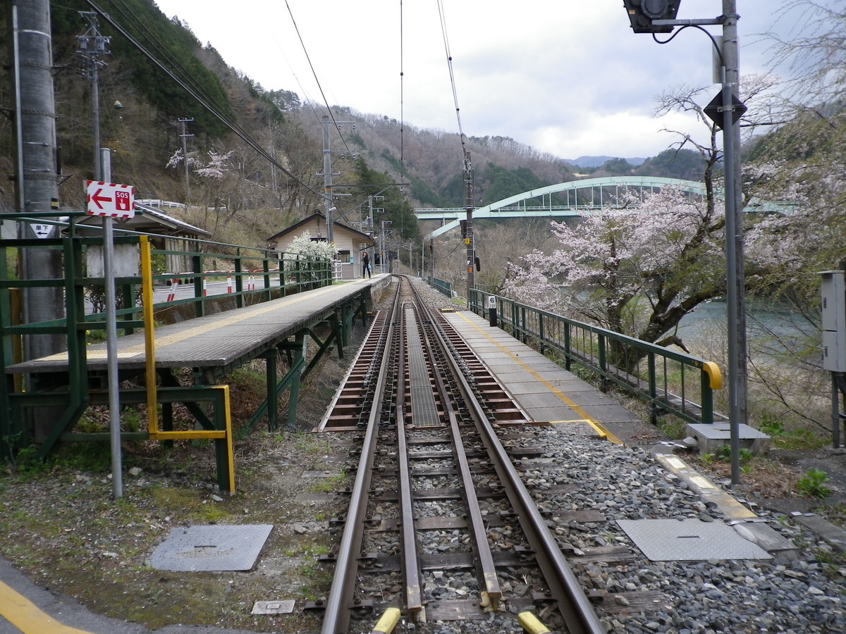 f:id:kuz-akichi:20190414113911j:plain