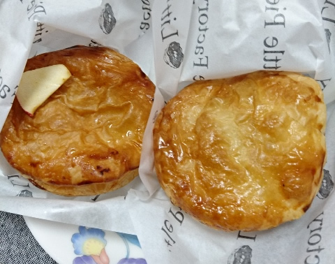 パイ専門店 リトルパイファクトリー のミートパイは肉肉肉 カスタードはしあわせのもと