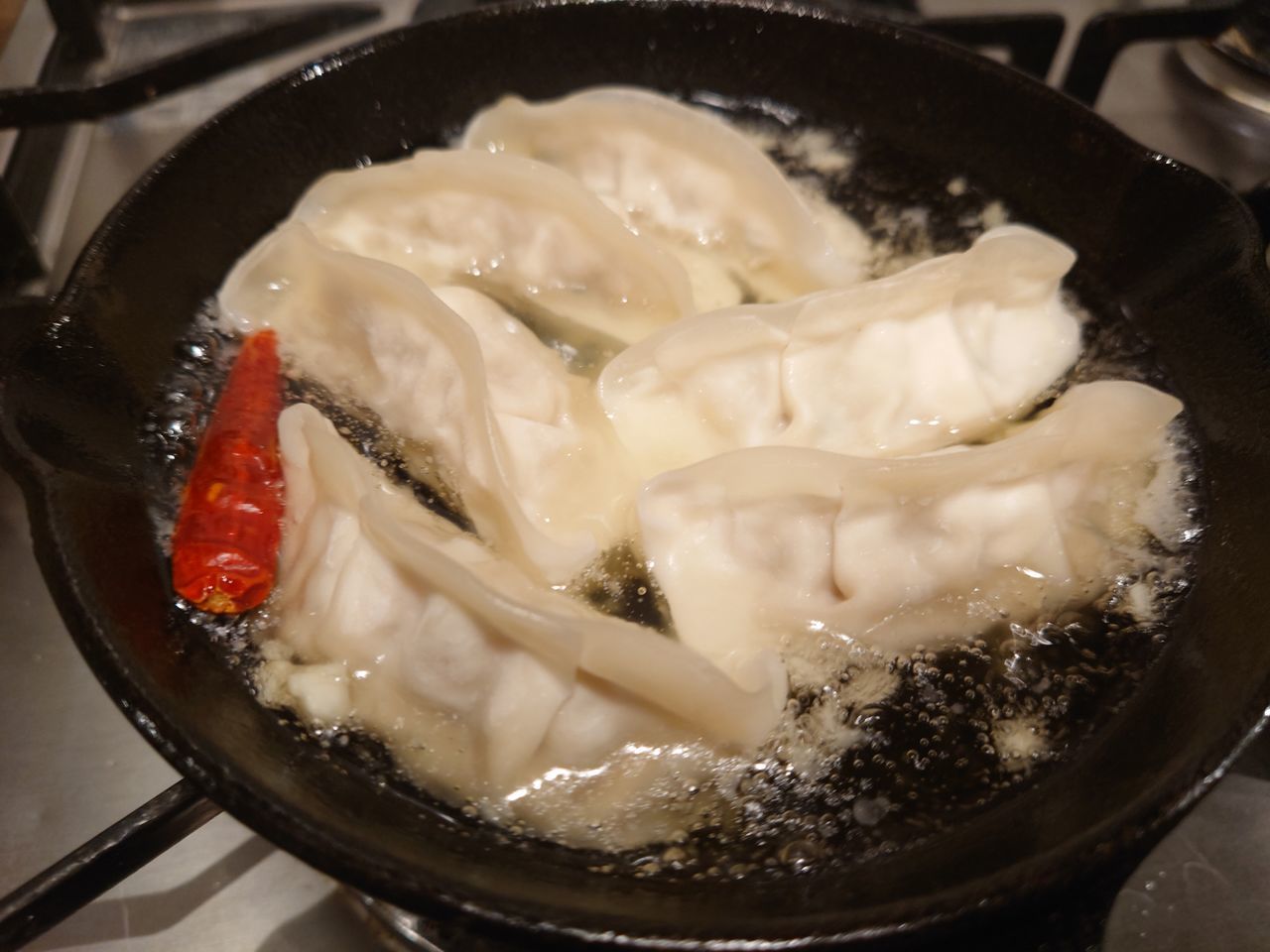 いろいろな食材をアヒージョにしてみたら なんだか食卓が幸せになったのでご報告します メシ通 ホットペッパーグルメ