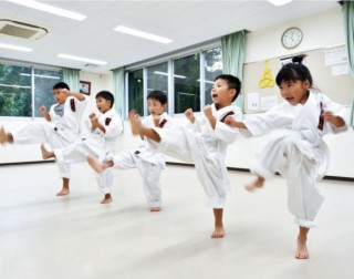 f:id:kyo-chop1118:20180514230205j:plain f:id:kyo-chop1118:20180514230205j:plain