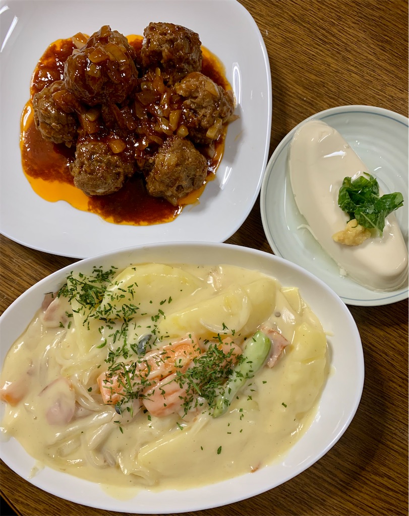 今日の献立 我が家の晩ごはん クリームシチュー れんのブログ 今日の献立 我が家の晩ごはん クリームシチュー れんのブログ