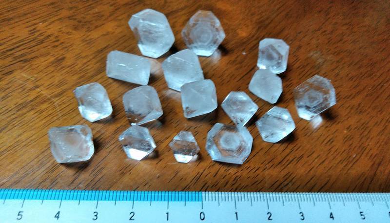 立ち止まりながめた結晶 - kyokoippoppoの日記