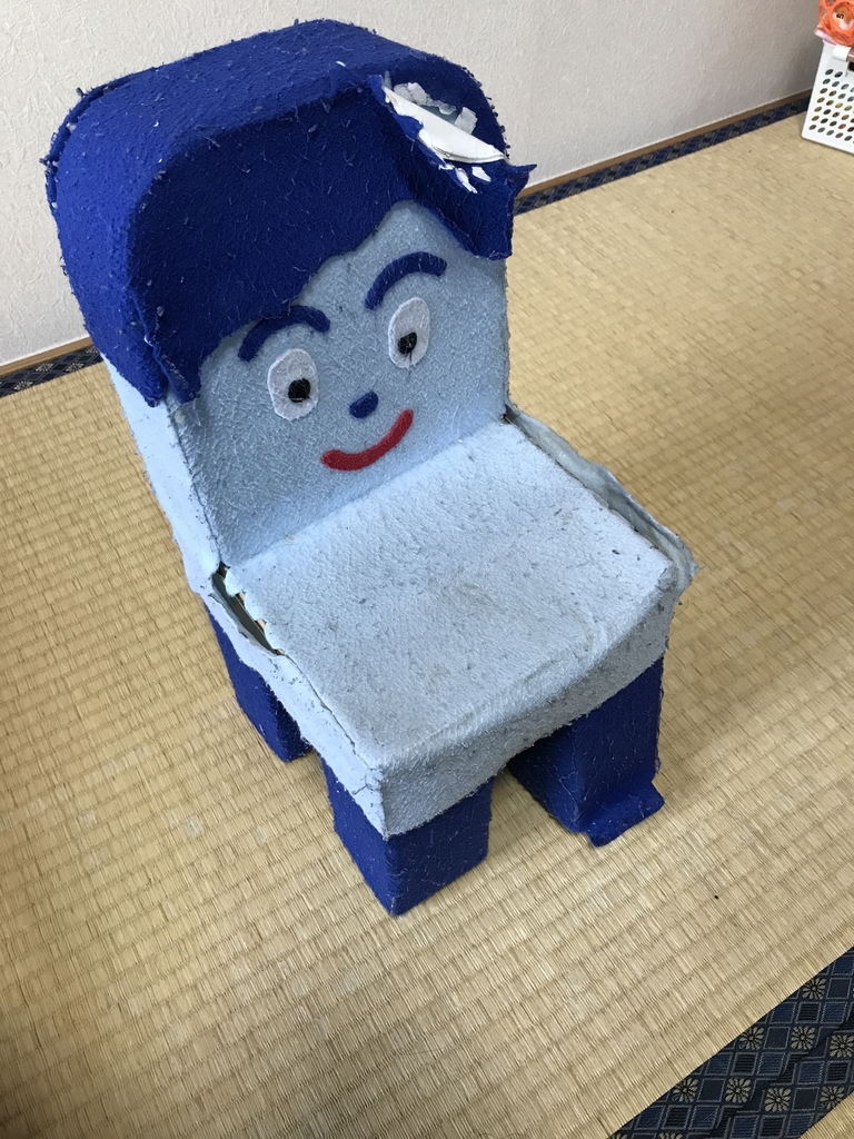 工作 手作り牛乳パックチェアお役御免 ディズおたパパのおもちゃと育児日記