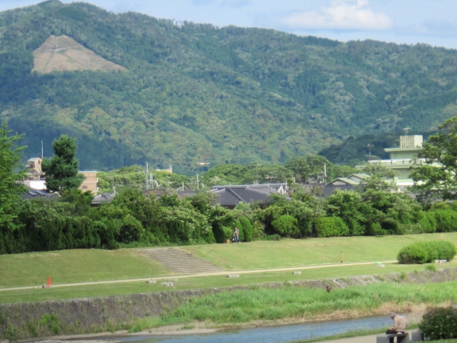 五山送り火と書いてござん"の"おくりびと読む｜京都人しか知らない事