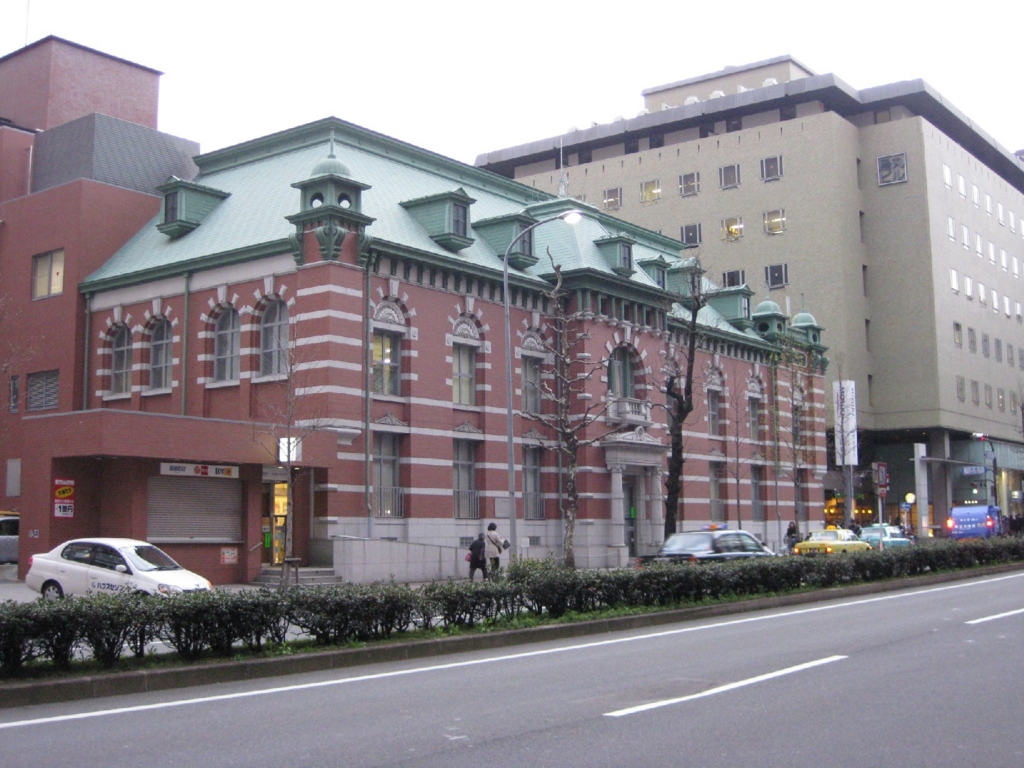 烏丸通りの近代建築 - 京都散歩道