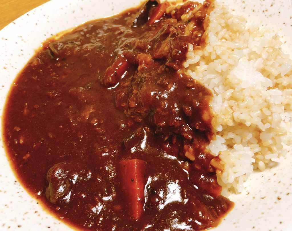 餃子もカレーも完全食 忙しいあなたに送る健康料理 釣れ然なるままに Written By 小泉 貴久 餃子もカレーも完全食 忙しいあなたに送る健康料理 釣れ然なるままに Written By 小泉 貴久