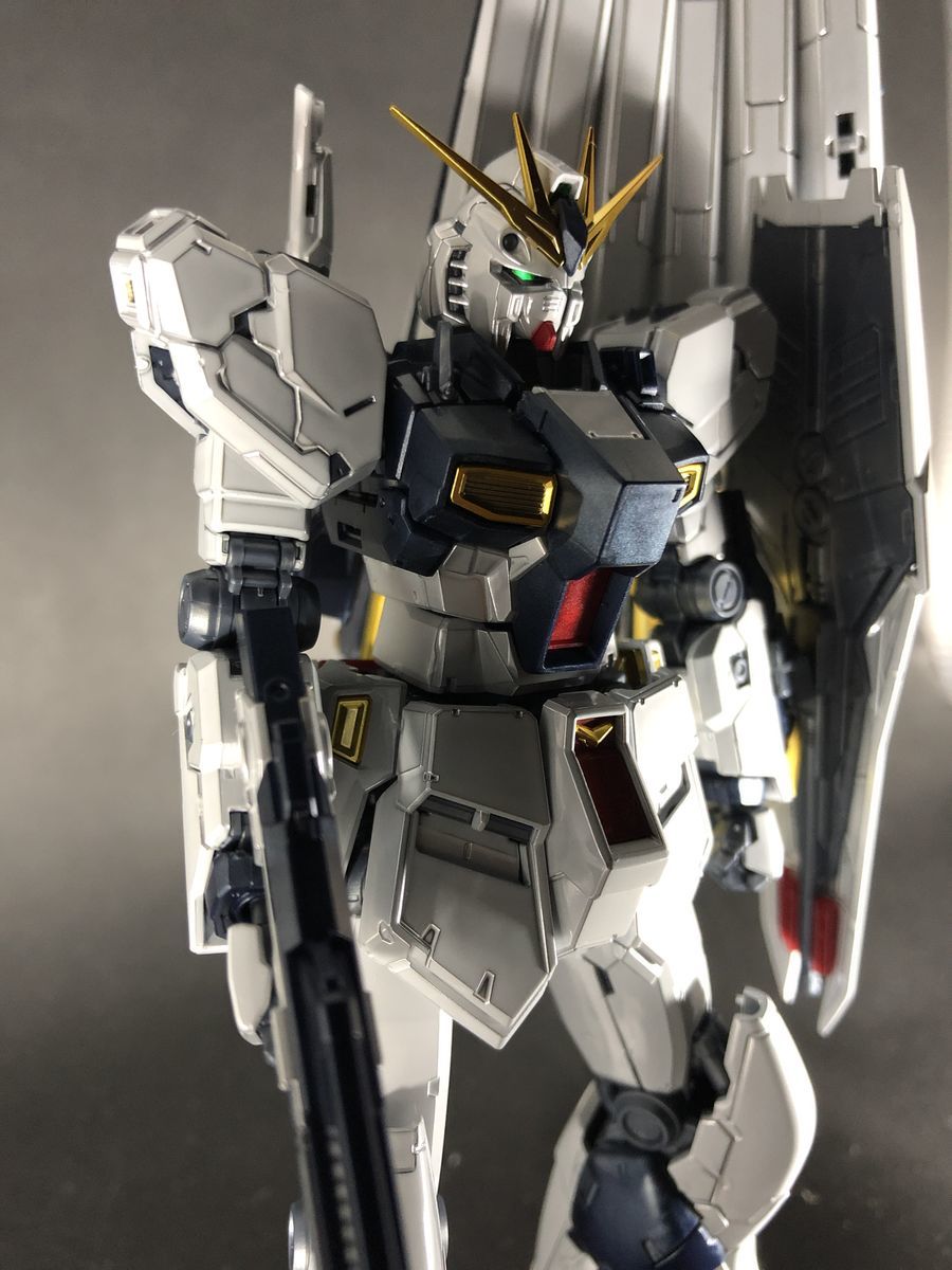 ガンプラ』超豪華仕様の「RG 1/144 Hi-νガンダム」抽選販売が