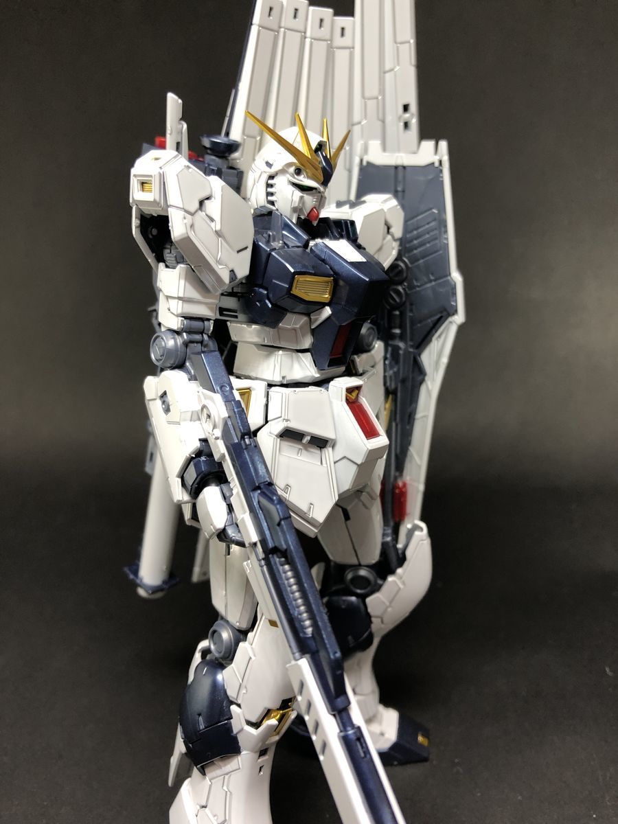 RG νガンダム チタニウムフィニッシュ素組レビュー - ガンプラ女子の素