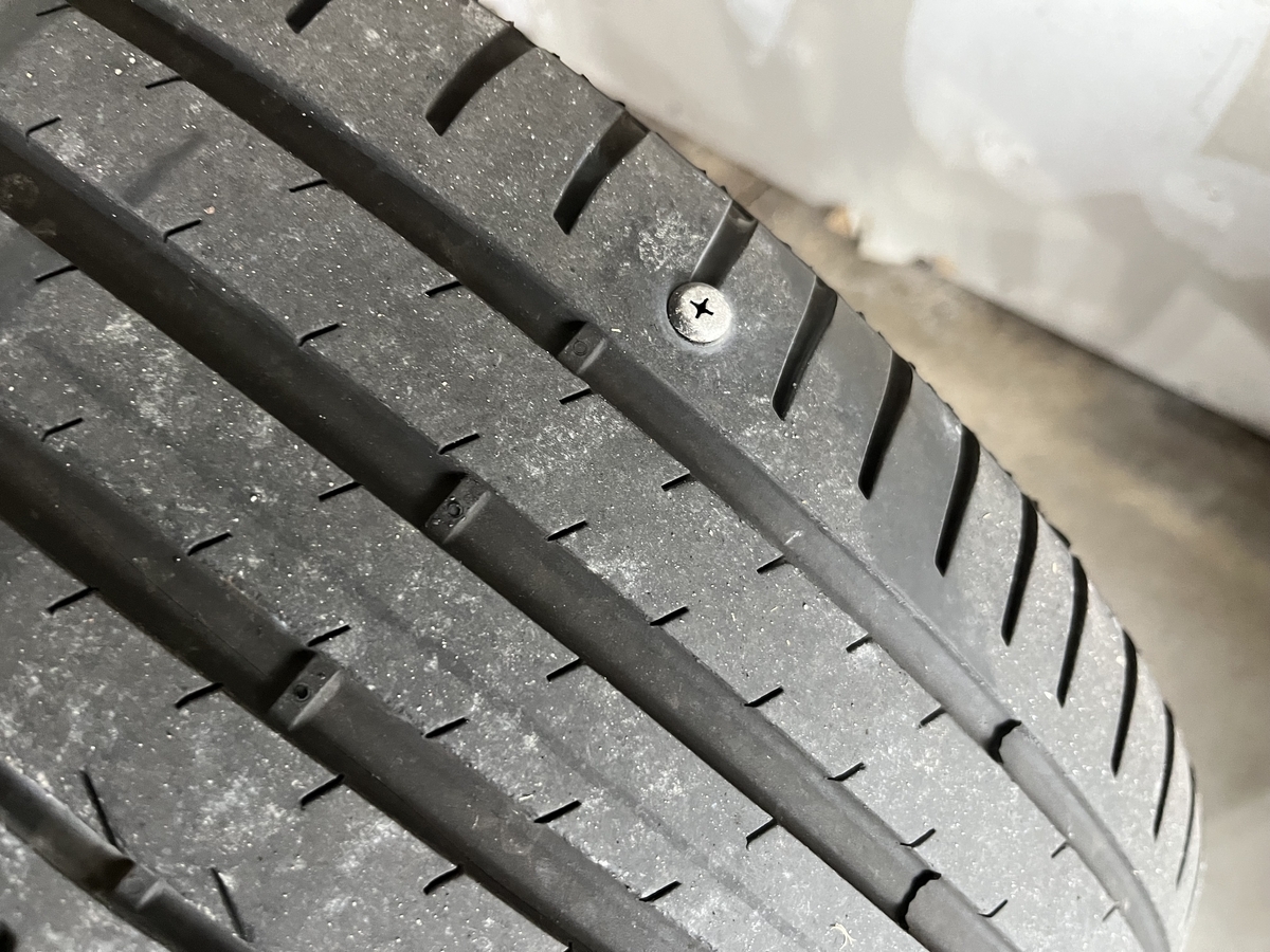 突然のパンク！修理はDiscount Tireへ！ - 釣りと車と日々の備忘録
