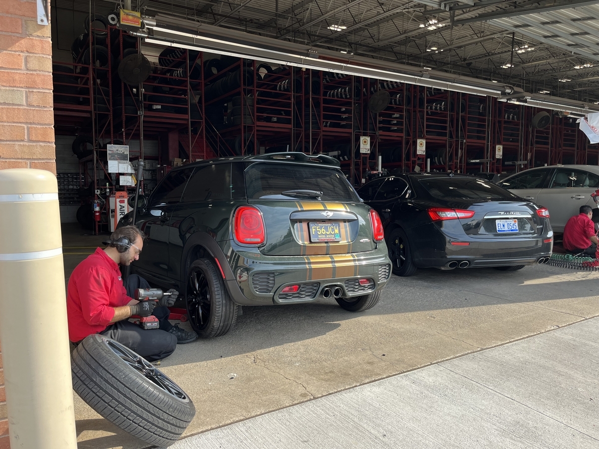 突然のパンク！修理はDiscount Tireへ！ - 釣りと車と日々の備忘録