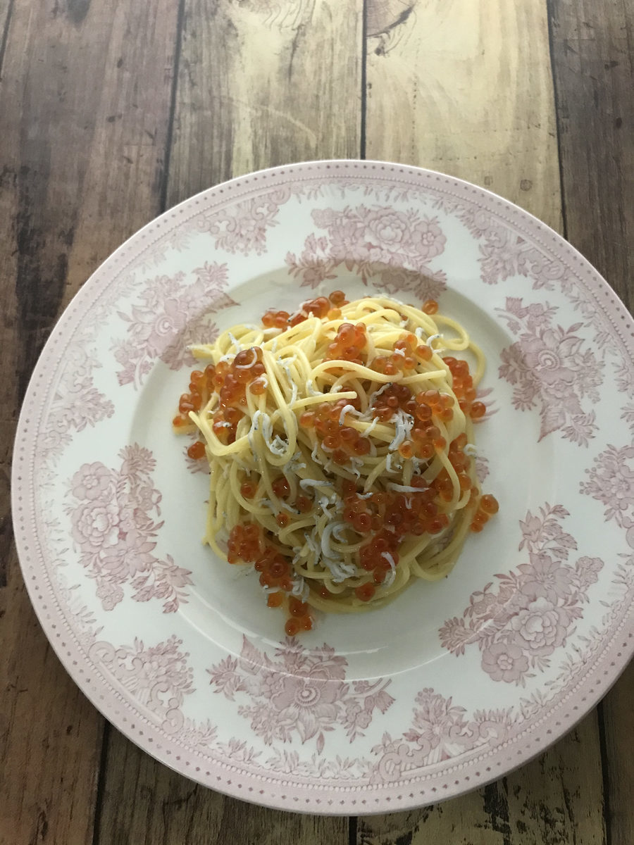 しらすといくら いくらとしらすの冷製和風パスタ - 週末シェフの家呑みレシピ