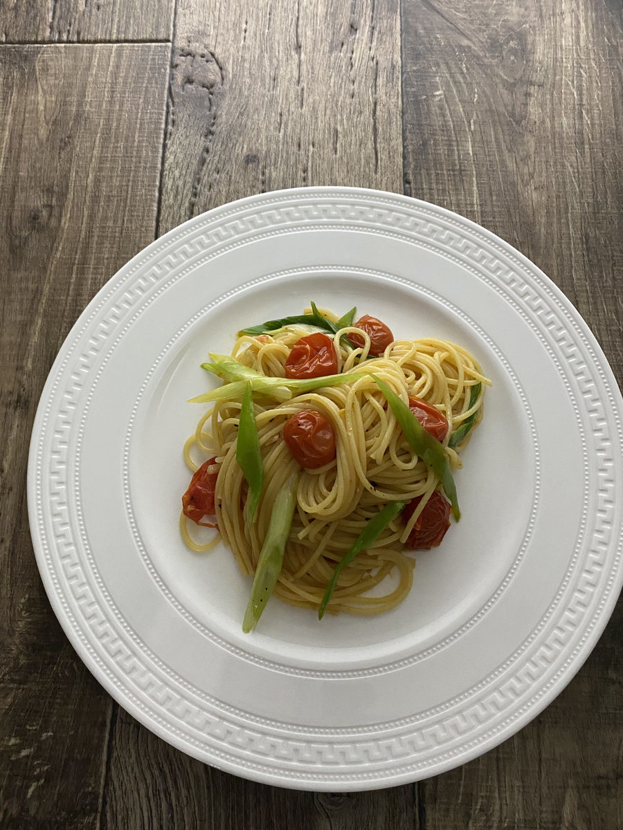 九条ネギとミニトマトの和風パスタ