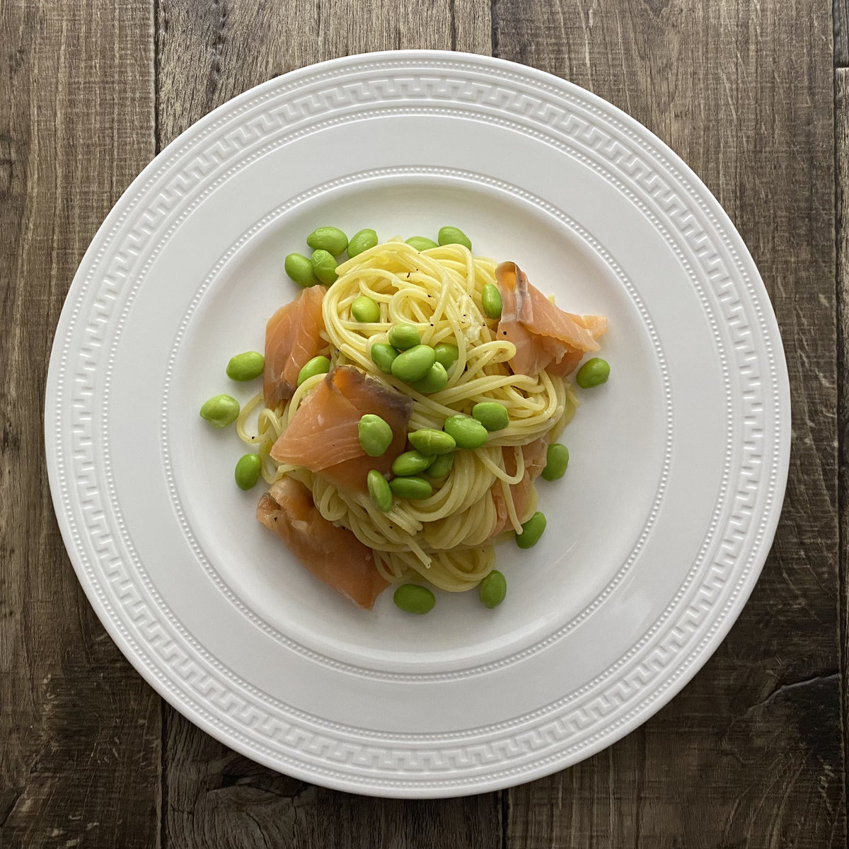 スモークサーモンと枝豆の冷製パスタ