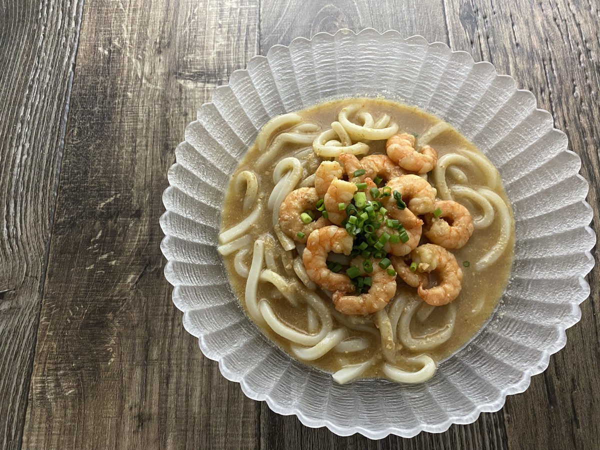 エビの冷やしごまだれうどん