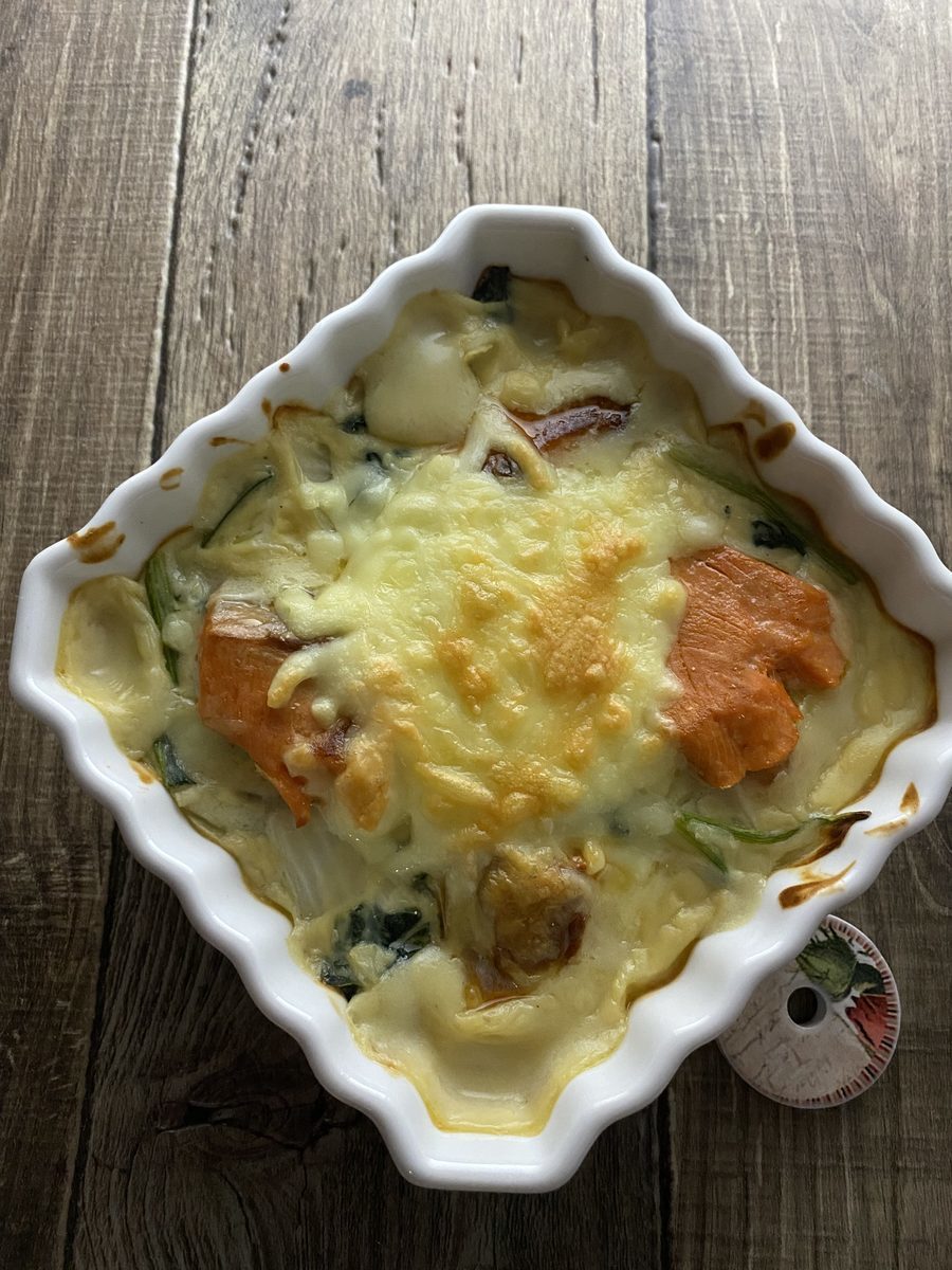 鮭とほうれん草の豆乳グラタン
