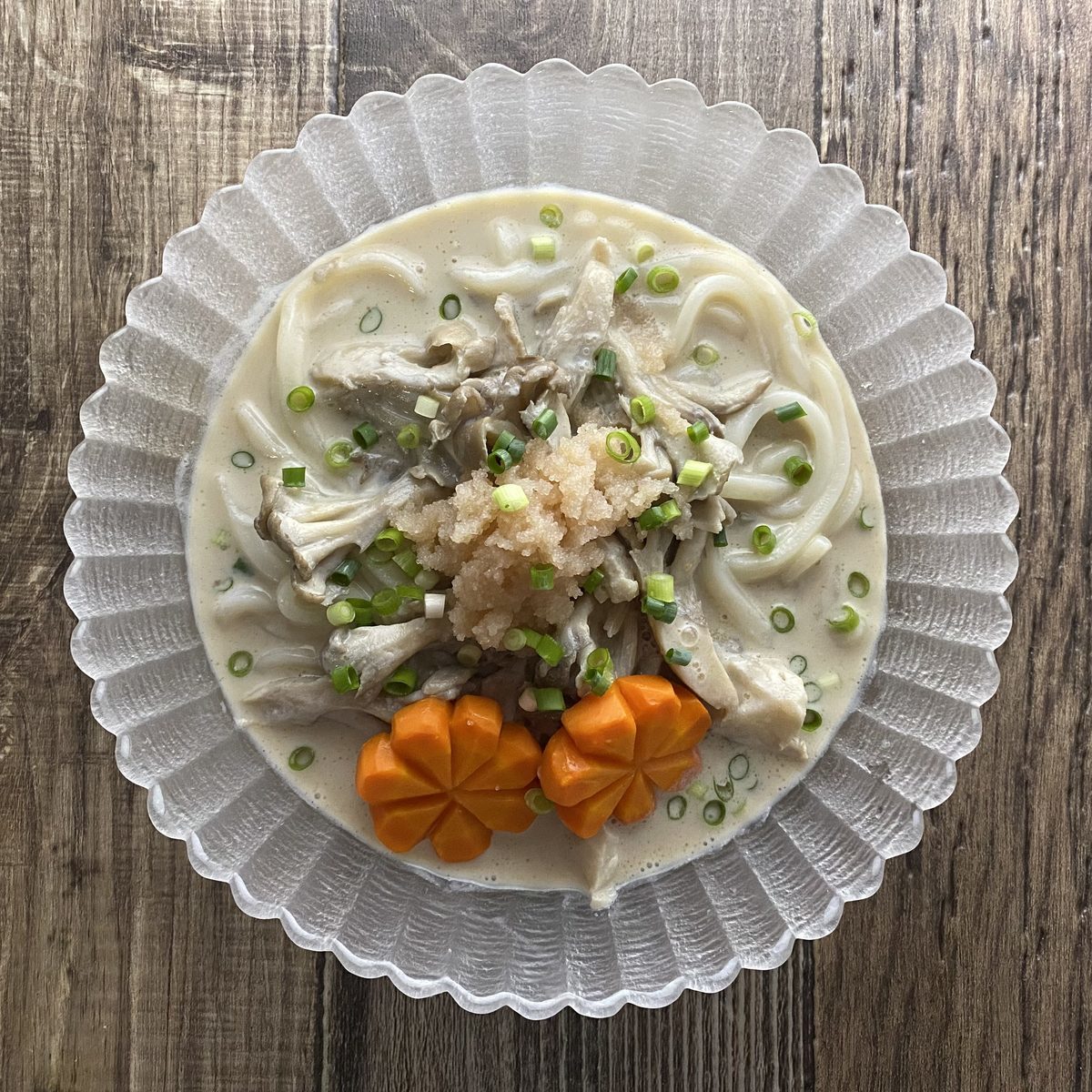 舞茸とたらこの冷やし豆乳うどん