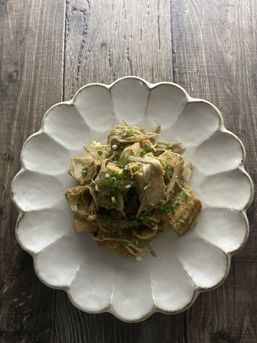 厚揚げとごぼうの胡麻味噌炒め