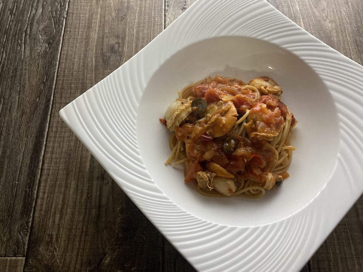 全粒粉のホタテトマトパスタ