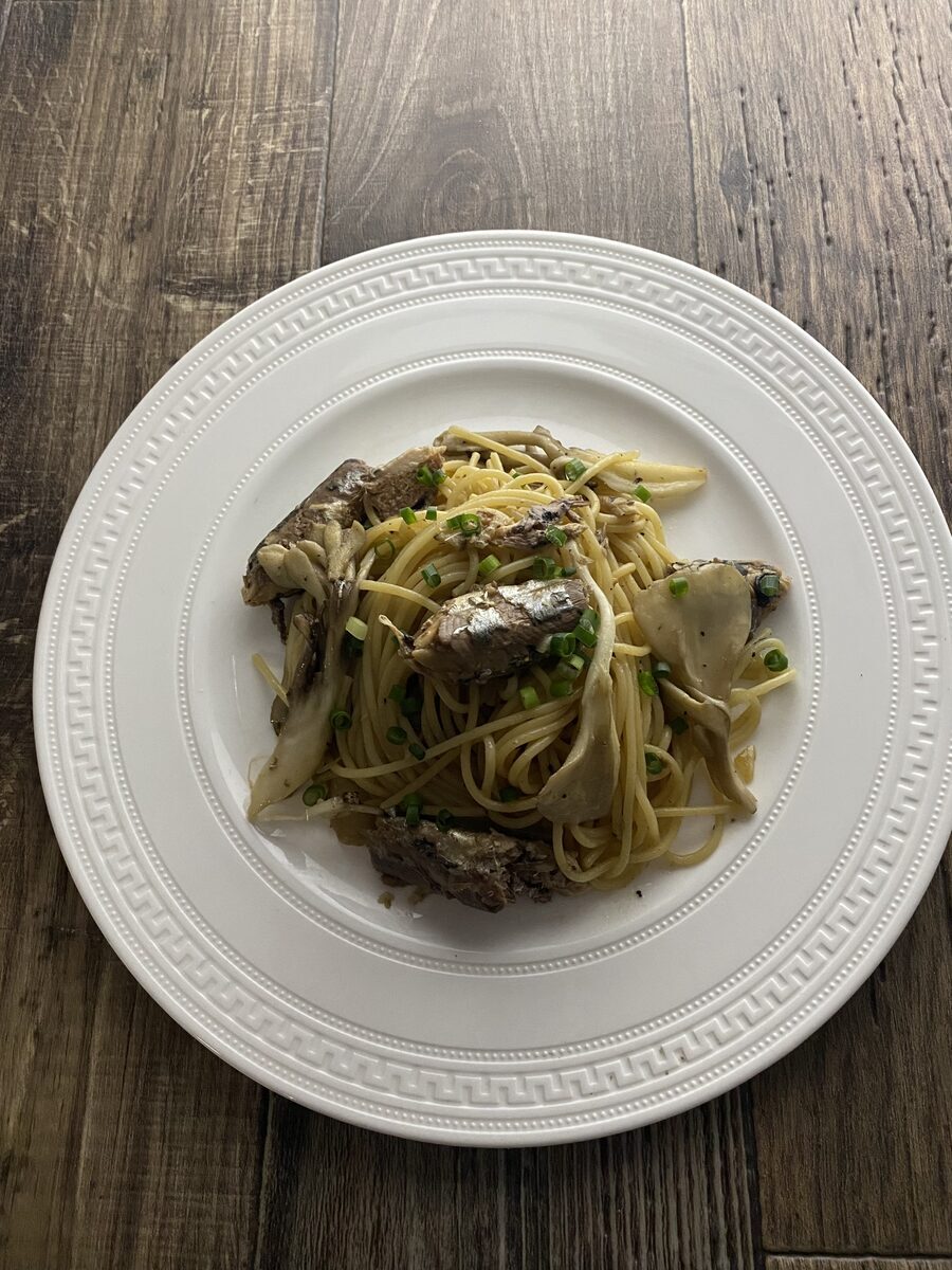 オイルサーディンと舞茸の和風パスタ