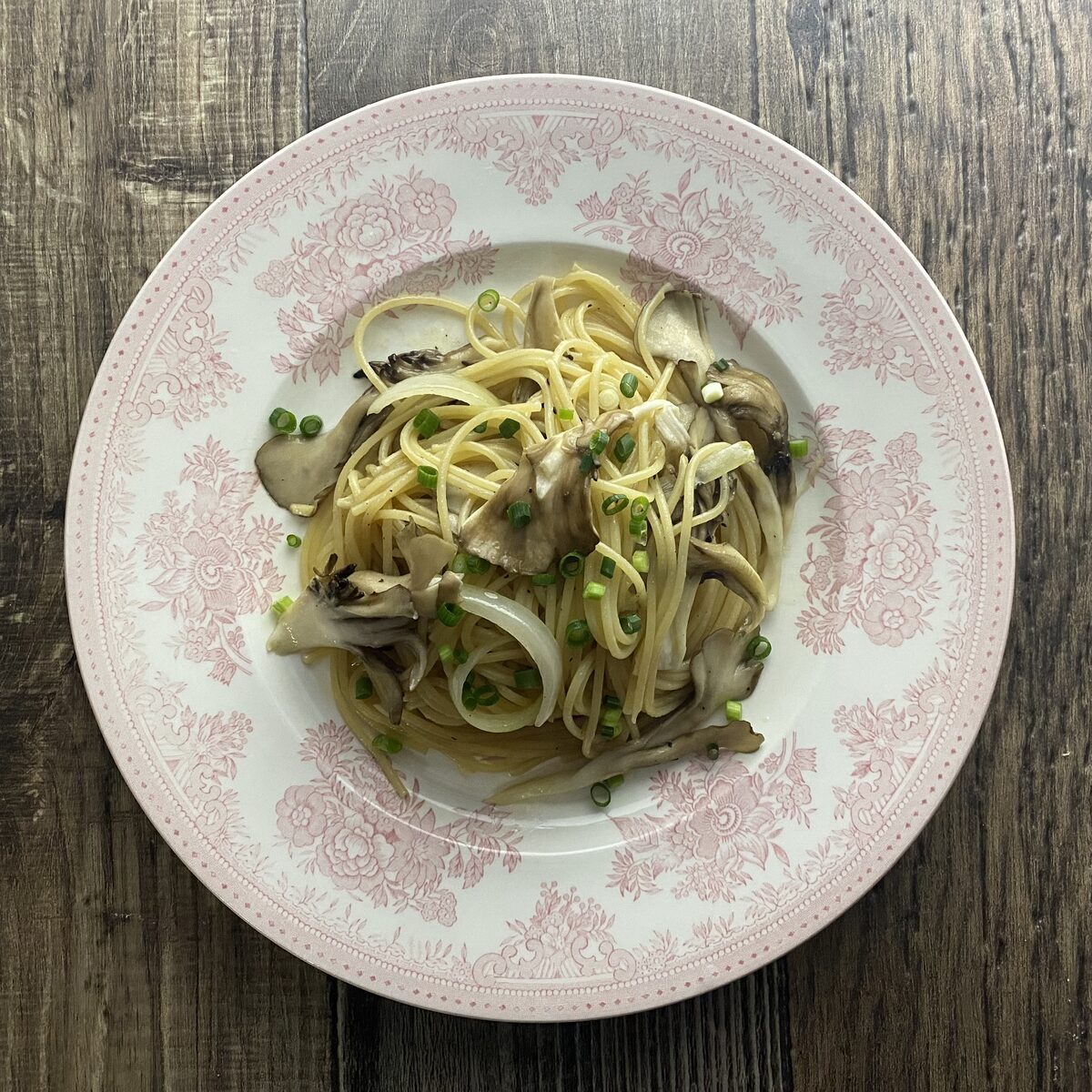 きのこの牡蠣だしパスタ