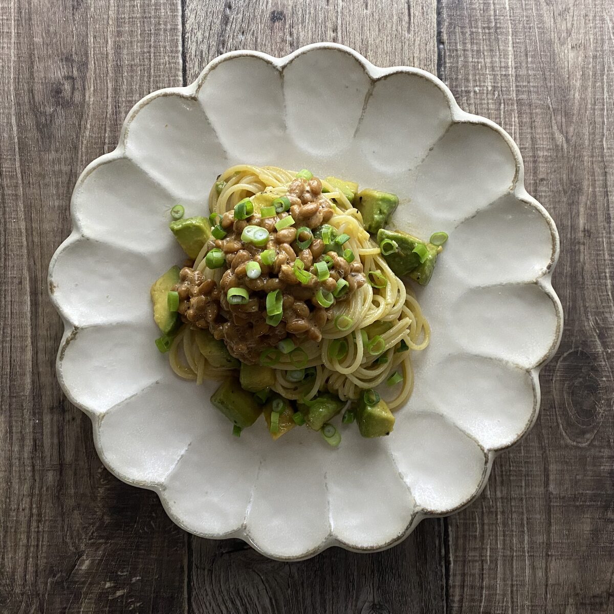 アボカドと納豆の和風冷製パスタ