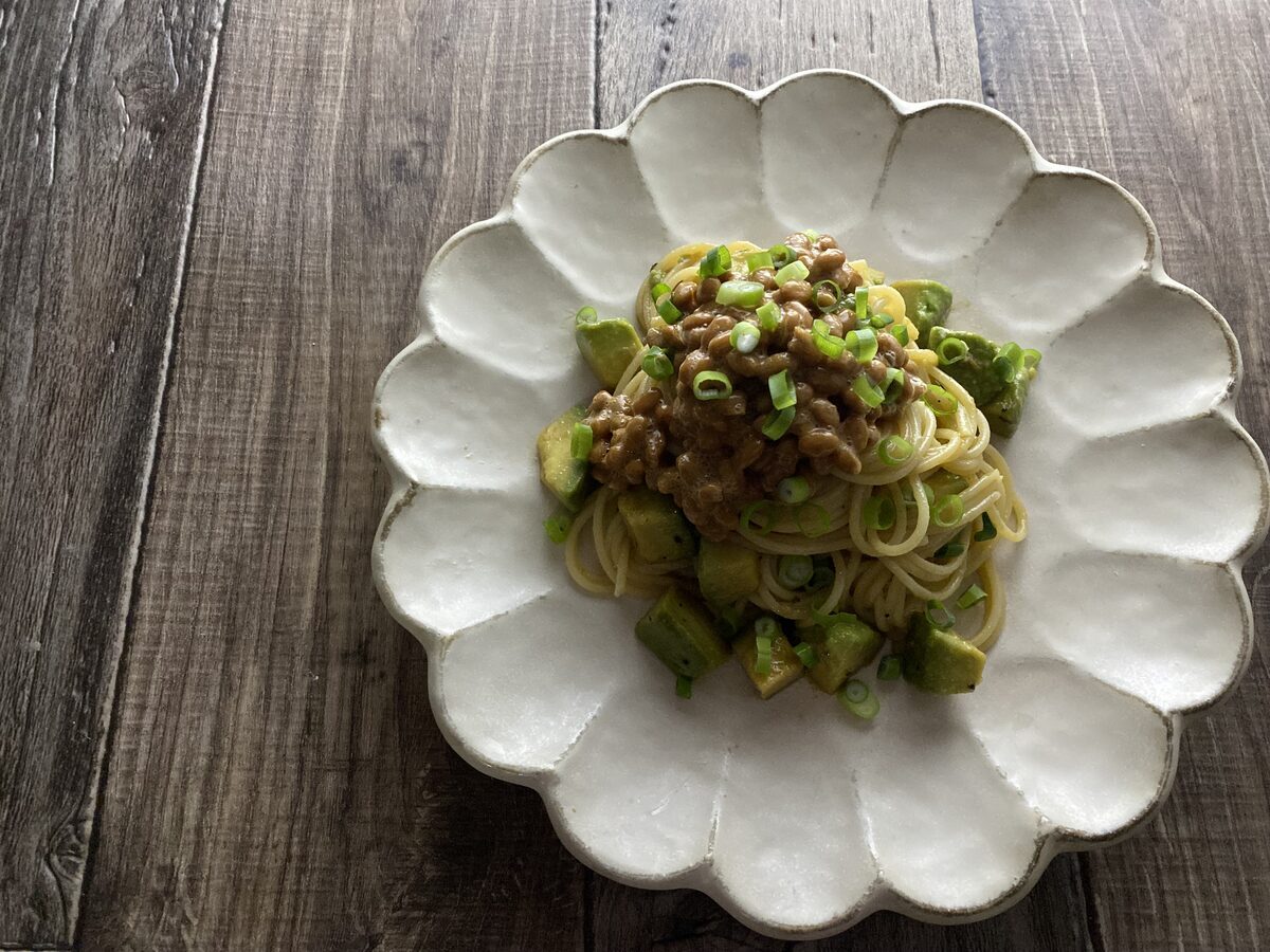 アボカドと納豆の和風冷製パスタ