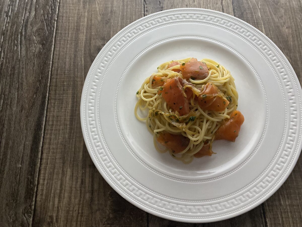 スモークサーモンの大葉冷製パスタ