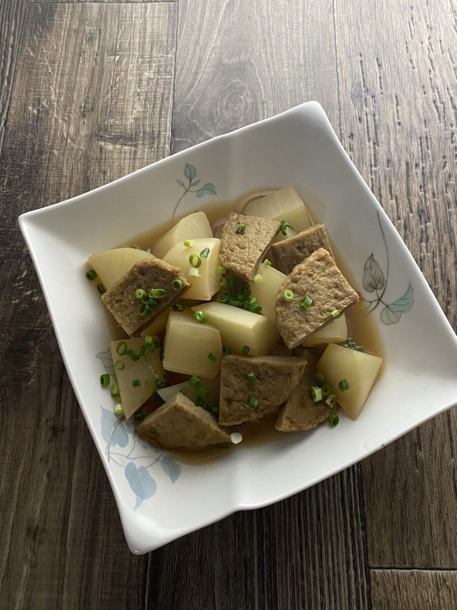 大根とじゃこ天の煮物