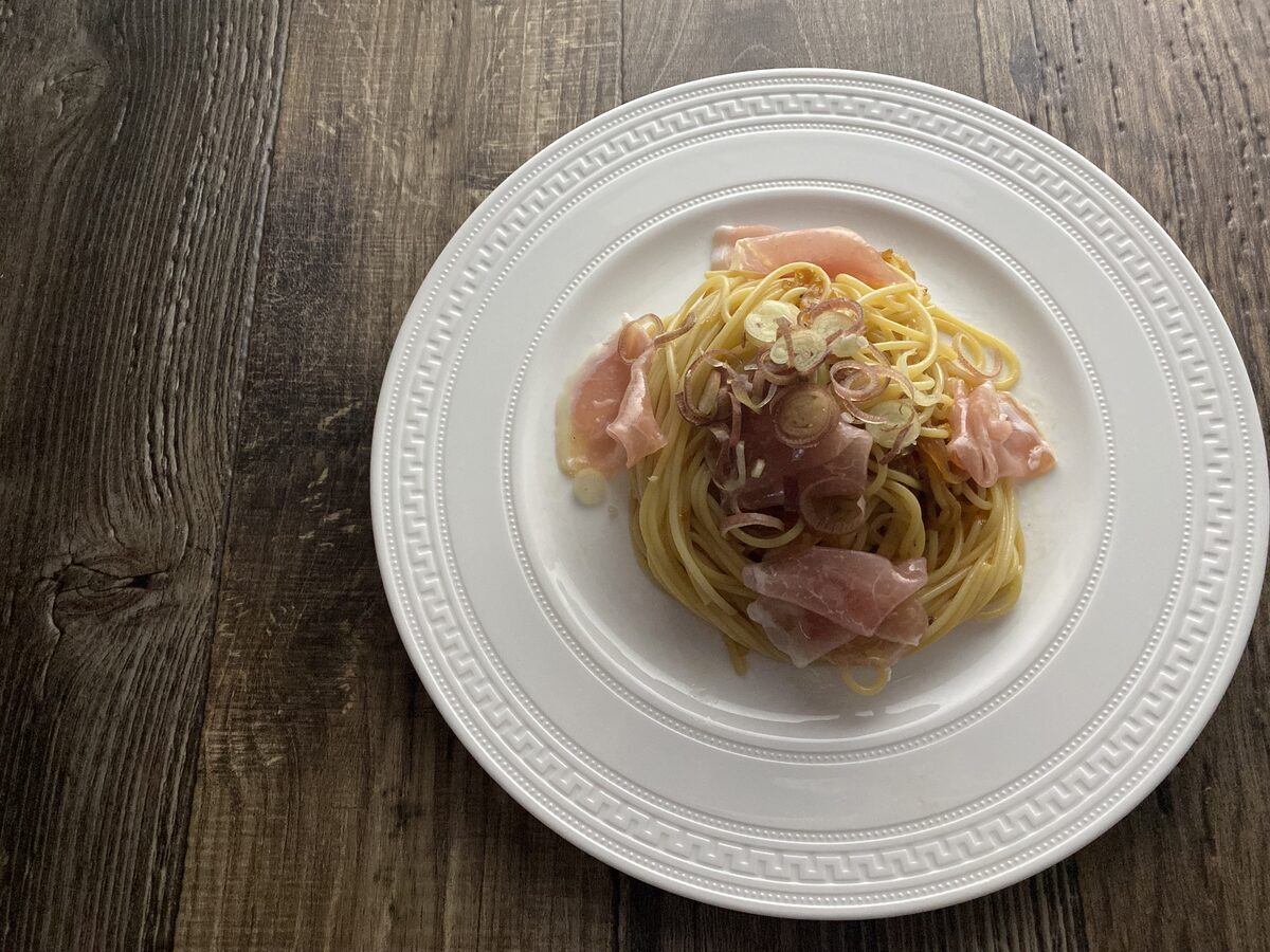 生ハムとみょうがの冷製パスタ