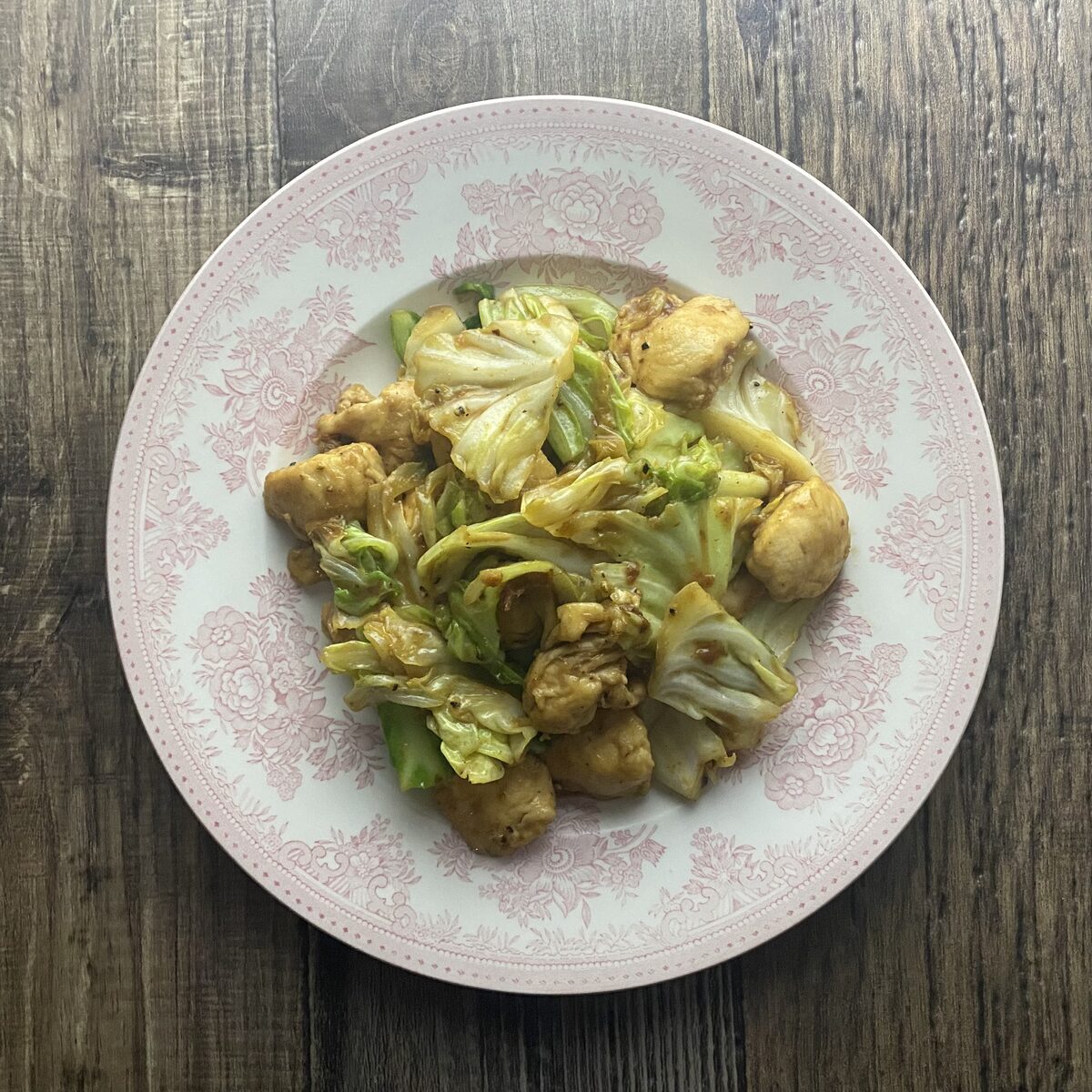 ささみとキャベツのガリバタ醤油