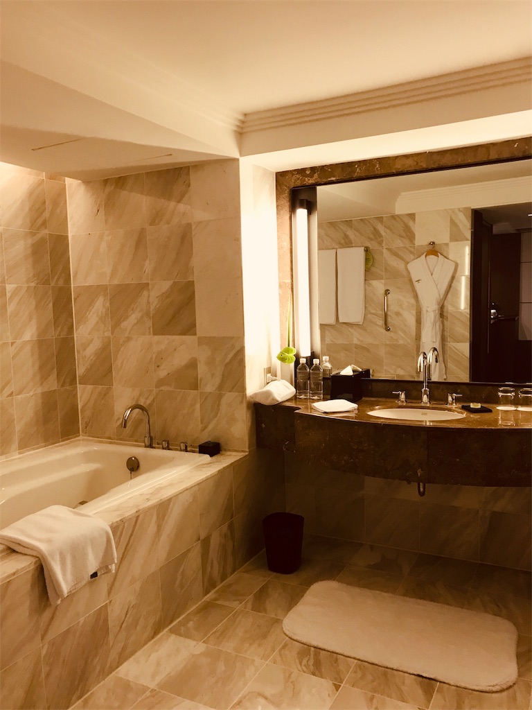 f:id:la-maison-ave:20190530234838j:image